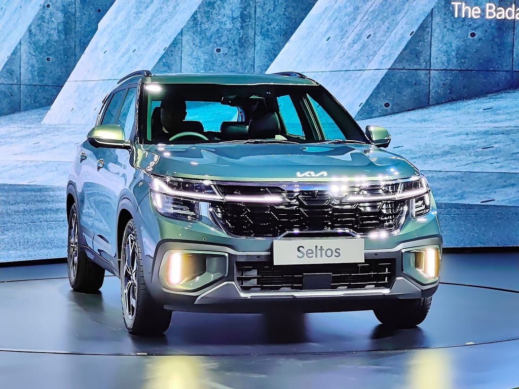 Kia Seltos 2026 Launched at ₹10.99 Lakh in India – Bigger, Smarter & More Premium Than Ever