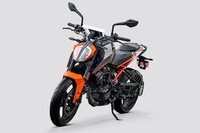 Feature Upgrade: KTM 160 Duke Introduces New 5-Inch TFT Display Variant