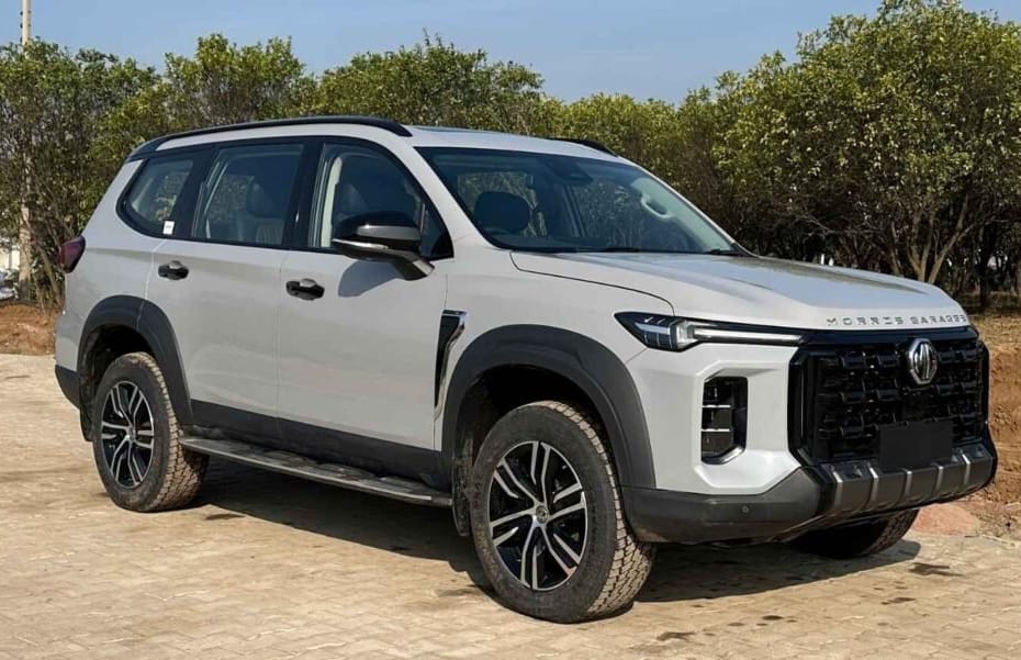 Record-Breaking MG Majestor Pulls Massive 406-Tonne Train Ahead of Launch