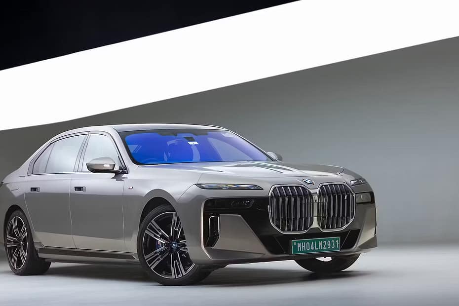 BMW i7 Shatters Records to Become India’s Best-Selling Luxury Sedan With 1,000+ Sales